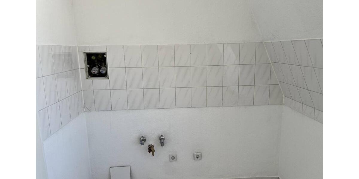 Dachgeschoßwohnung Dresden Neustadt - 3 Zimmer, 63 m&sup2;, 488&euro; | Angebot:26367379