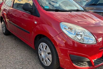 Renault Twingo 81.000 km 1.499 &euro; Dresden 01097
