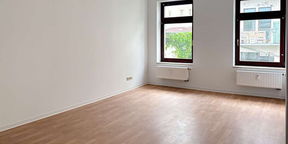 Etagenwohnung Radeberg - 3 Zimmer, 88 m&sup2;, 880&euro; | Angebot:26770281