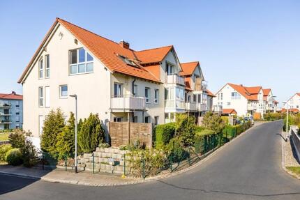 Wohnen in ruhiger Lage: gut geschnittene DG-Wohnung mit Vinylboden - Wohnung Radeburg Radeburg | Angebot:27499550