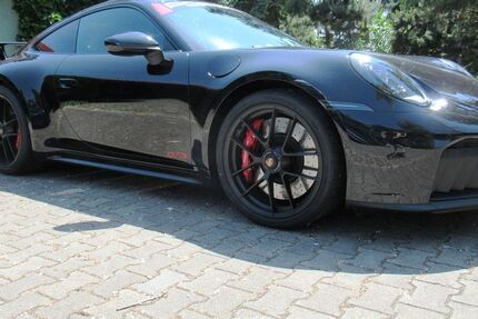 Porsche 992 12.048 km 186.992 &euro; Gröbern bei Meissen 01689