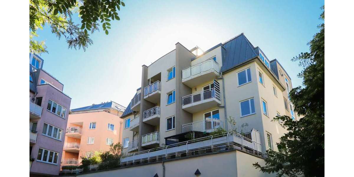 Etagenwohnung Dresden Altstadt - 2 Zimmer, 64 m&sup2;, 199.000&euro; | Angebot:26948785
