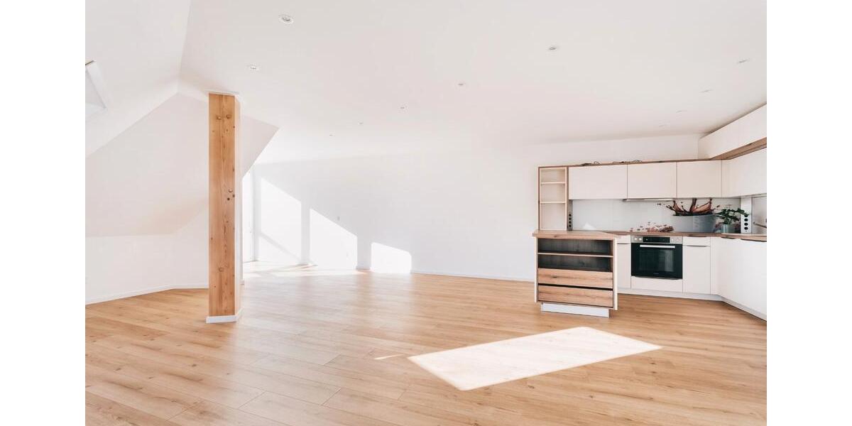 Dachgeschoßwohnung Dresden Blasewitz - 2 Zimmer, 71 m&sup2;, 920&euro; | Angebot:26148690