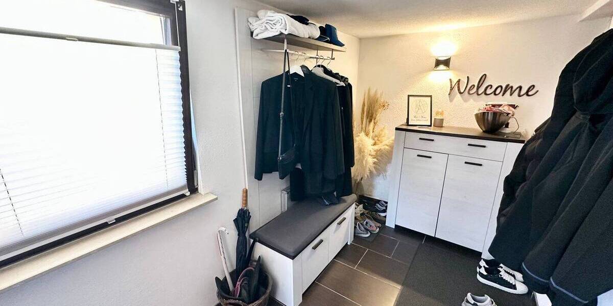 Einfamilienhaus Dresden Schönfeld - 8 Zimmer, 200 m&sup2;, 385.000&euro; | Angebot:26853080