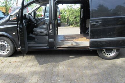 Mercedes-Benz Vito 290.000 km 8.499 &euro; Gröbern bei Meissen 01689