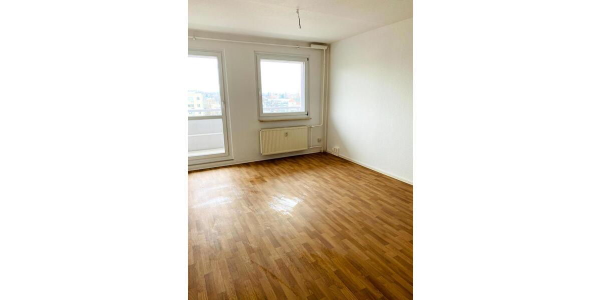 3-Raum-Wohnung in Dresden-Leubnitz mit Loggia – Ab sofort! 3 zimmer