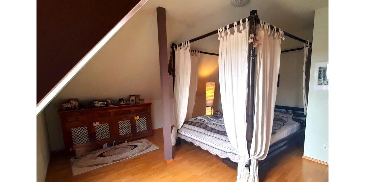 Dachgeschoßwohnung Dresden Klotzsche - 2 Zimmer, 64 m&sup2;, 289.000&euro; | Angebot:26795905