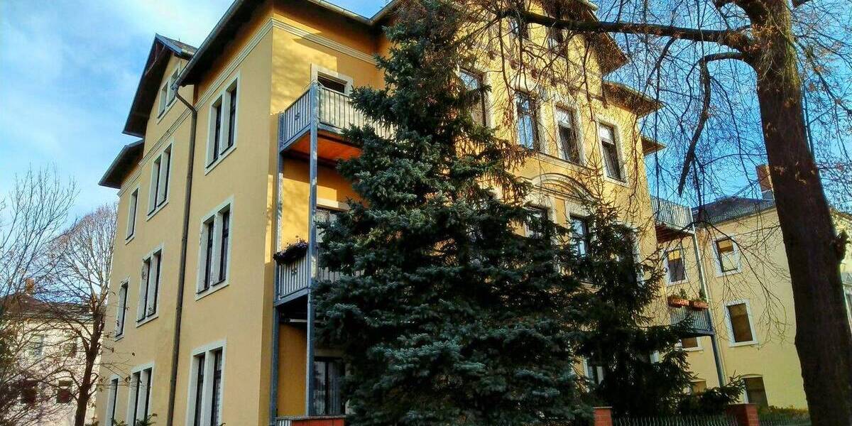 Wunderschöne Dachgeschoßwohnung in einem MFH in Heidenau zu vermieten 3 zimmer