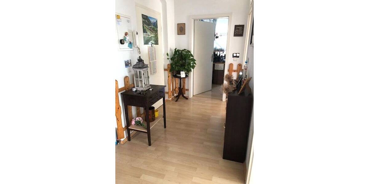 Mit Balkon in grüner Lage! - Schöne 3-Zimmer-Eigentumswohnung in Löbtau! -reserviert- 3 zimmer