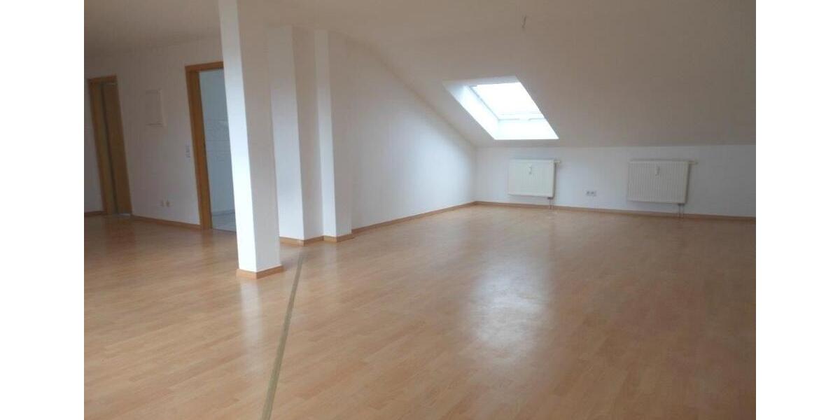 Dachgeschoßwohnung Dresden Neustadt - 1 Zimmer, 62 m&sup2;, 580&euro; | Angebot:25739682
