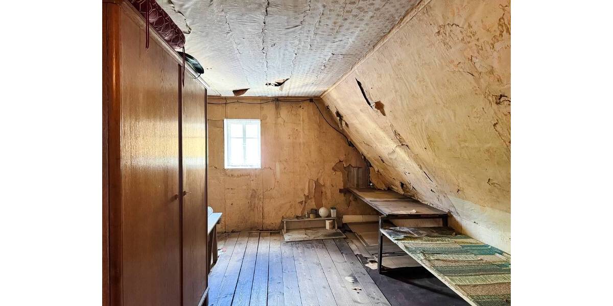 Einfamilienhaus Königstein - 4 Zimmer, 117 m&sup2;, 140.000&euro; | Angebot:26683270