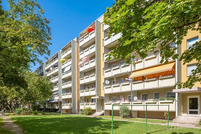 Etagenwohnung Dresden Prohlis - 4 Zimmer, 77 m&sup2;, 633&euro; | Angebot:26389046