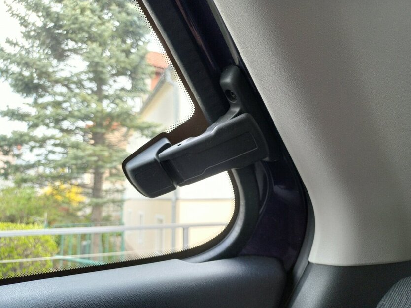 Citroen C4 Cactus Feel 84.000 km 10.995 € Meißen 01662