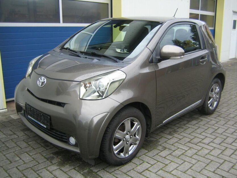 Toyota IQ 79.529 km 5.990 € Dresden 01157