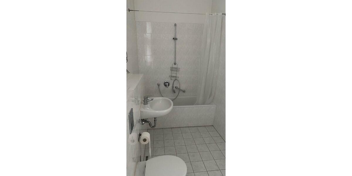Etagenwohnung Dresden Plauen - 2 Zimmer, 70 m&sup2;, 550&euro; | Angebot:26646283