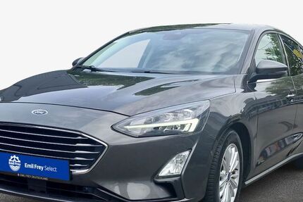 Ford Focus 40.129 km 16.440 &euro; Dresden 01277