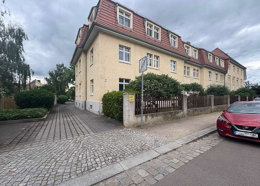 Wohnung zum Kaufen in Radebeul 120.000 € 54 m²