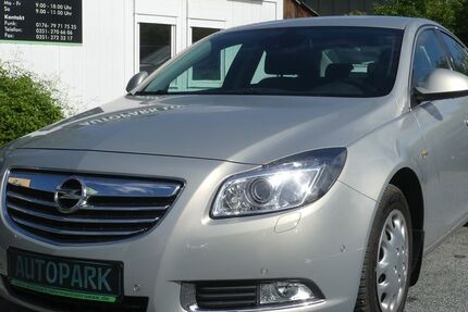 Opel Insignia 52.980 km 7.200 € Dresden 01237