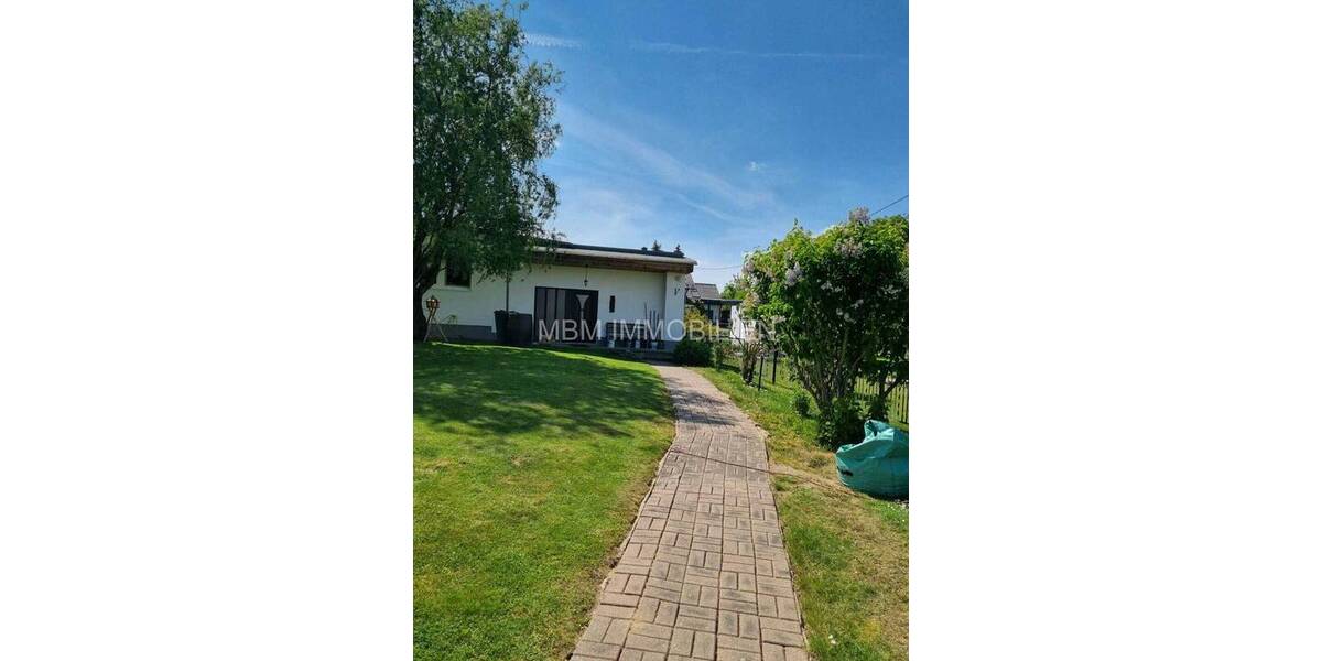 Bungalow Radeberg - 4 Zimmer, 220 m&sup2;, 549.000&euro; | Angebot:21103175