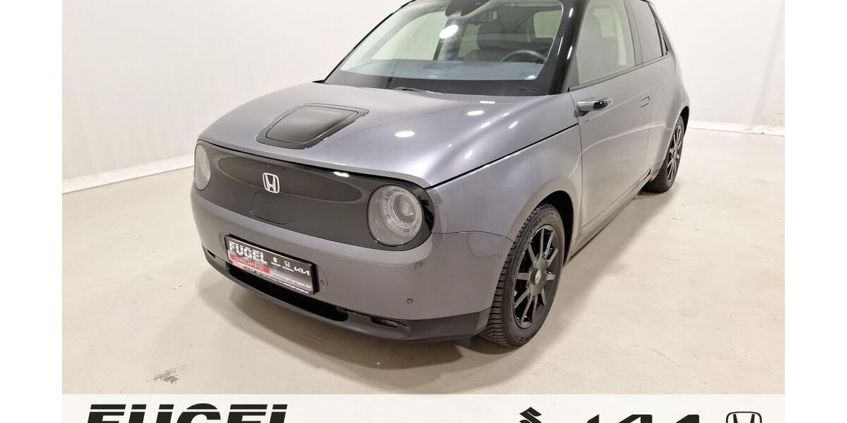 Honda e 51.290 km 14.969 € Dresden 01157