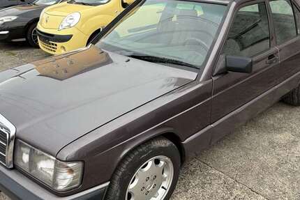 Mercedes-Benz 190 249.989 km 6.499 &euro; Heidenau bei Dresden 01809