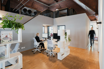 Exklusiv: Fixed Desk Coworking Büro Arbeitsplatz in Dresden zimmer