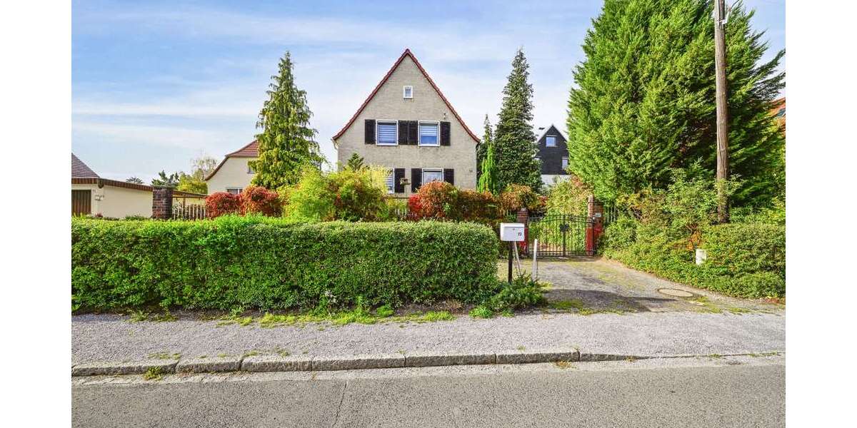 Einfamilienhaus Dresden Klotzsche - 4 Zimmer, 100 m&sup2;, 449.000&euro; | Angebot:25110381