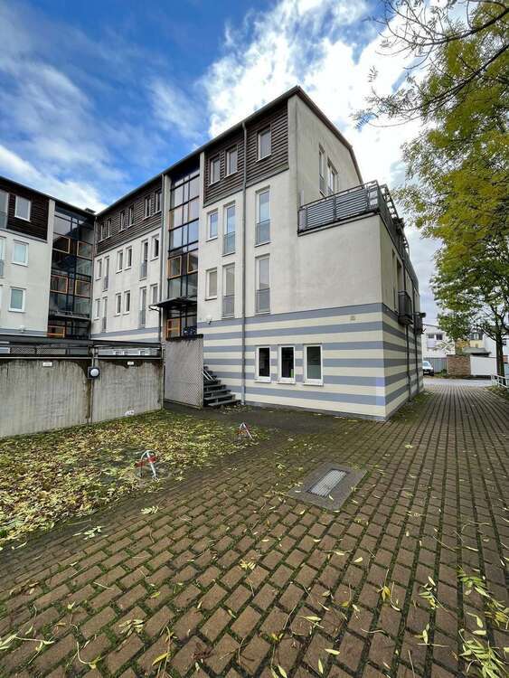 Wohnung zum Kaufen in Dresden 183.100 € 73.24 m²