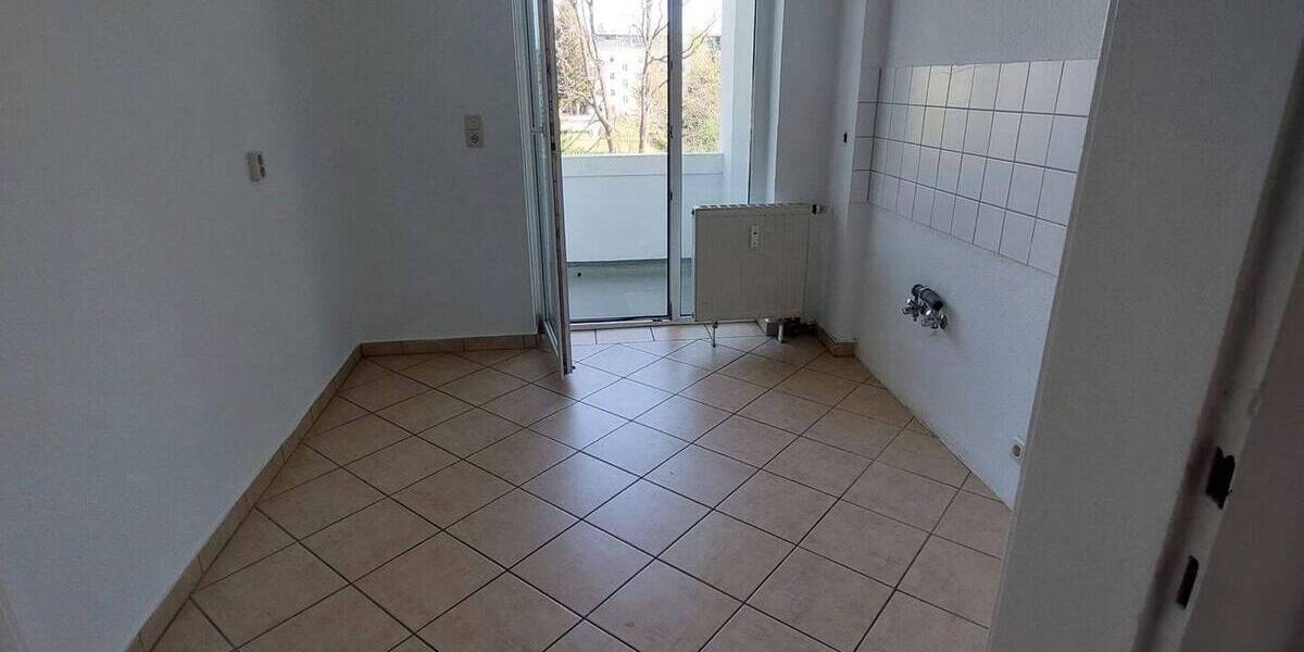 Etagenwohnung Dresden Striesen-Ost - 3 Zimmer, 62 m&sup2;, 545&euro; | Angebot:26486956