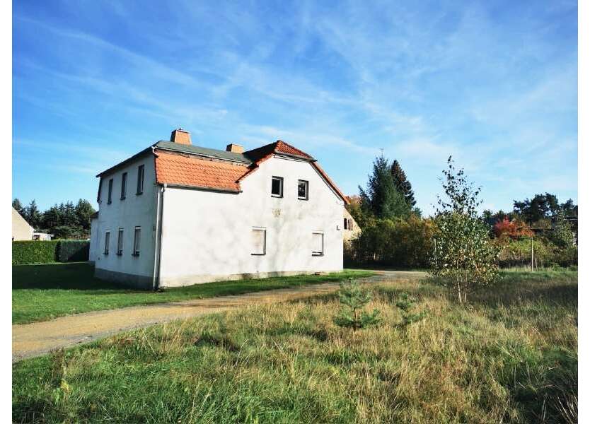 Haus zum Kaufen in Bernsdorf 108.000 € 201 m²