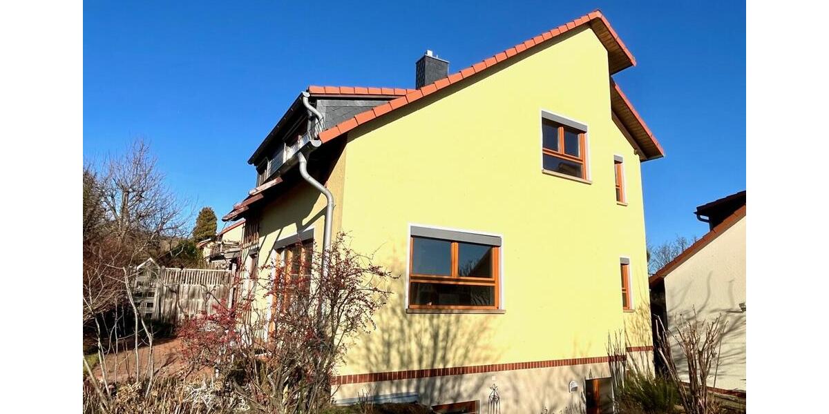 Reihenhaus Bannewitz - 6 Zimmer, 166 m&sup2;, 2.158&euro; | Angebot:25977535