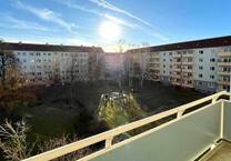 Gepflegte 3-Zimmer-Erdgeschoßwohnung mit Balkon in ruhiger Lage von Dresden-Tolkewitz