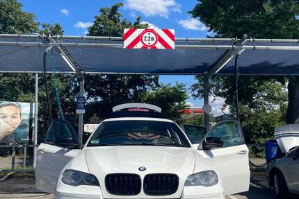 BMW X6 240.000 km 18.499 € Dresden 01037