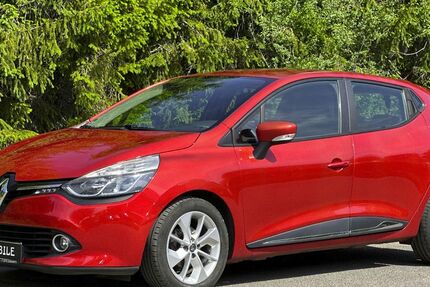 Renault Clio 99.320 km 5.990 &euro; Heidenau 01809