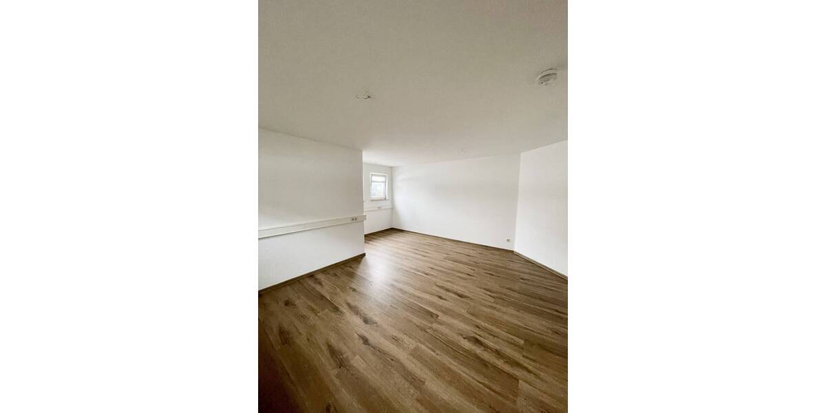 Etagenwohnung Dresden Gohlis - 3 Zimmer, 87 m&sup2;, 229.000&euro; | Angebot:26160593