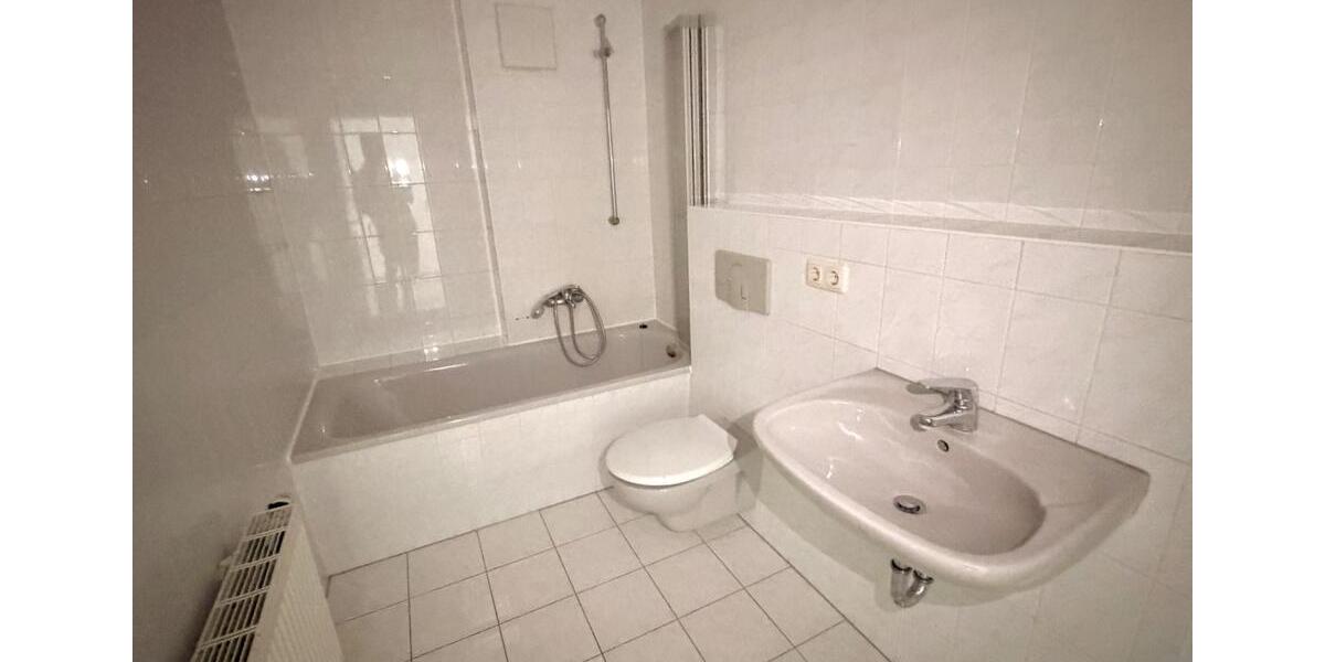 Etagenwohnung Dresden Cotta - 2 Zimmer, 62 m&sup2;, 650&euro; | Angebot:26477142