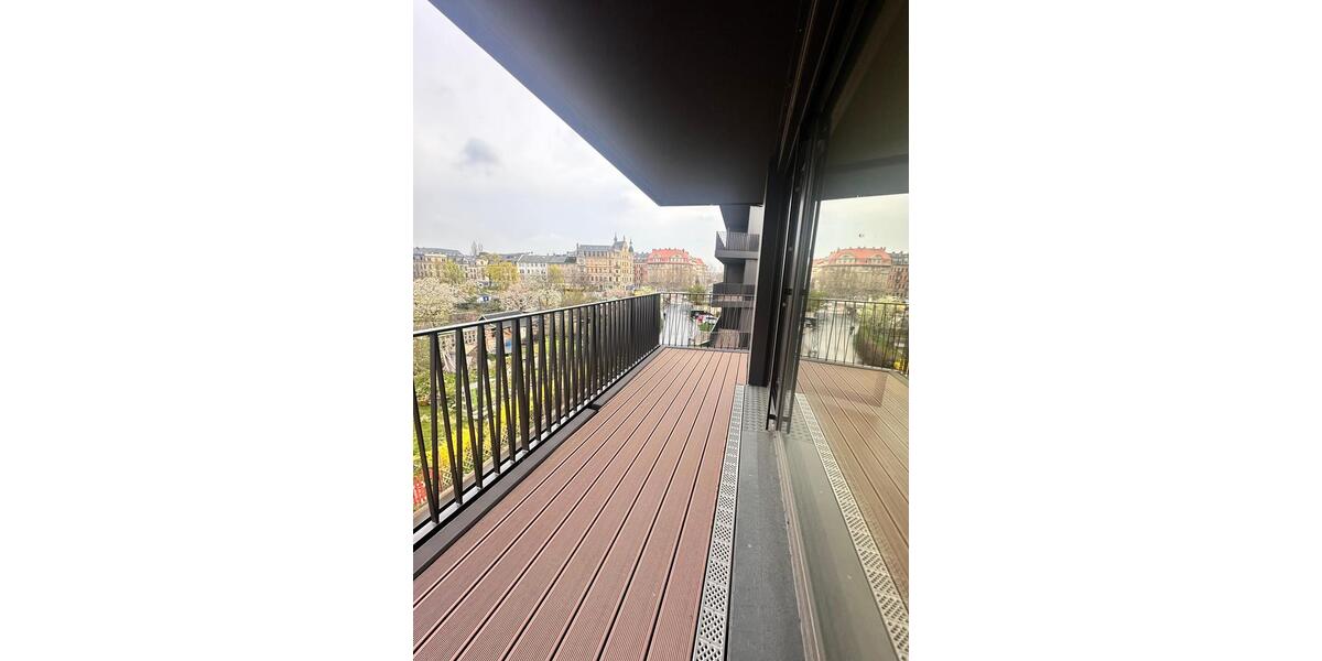 Etagenwohnung Dresden Neustadt - 3 Zimmer, 93 m&sup2;, 1.482&euro; | Angebot:26645184