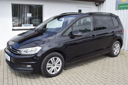 VW Touran 33.300 km 28.990 &euro; Radebeul 01445