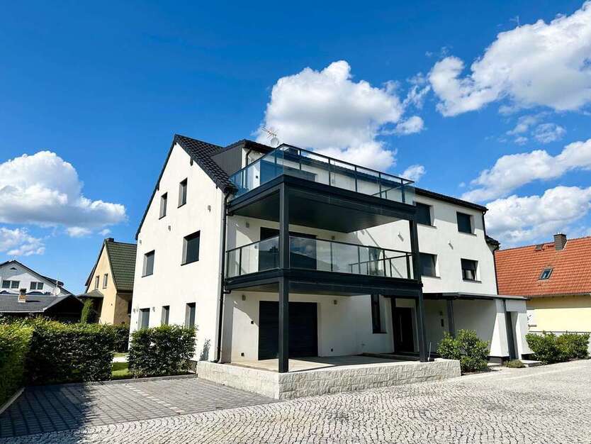 Wohnung zum Kaufen in Großerkmannsdorf 565.000 € 145 m²