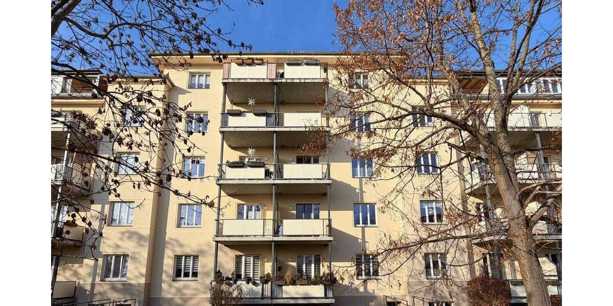 gepflegte, kernsanierte ETW mit Balkon in Dresden Seidnitz 2 zimmer
