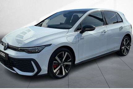 VW Golf 10.984 km 35.990 &euro; Dresden 01067