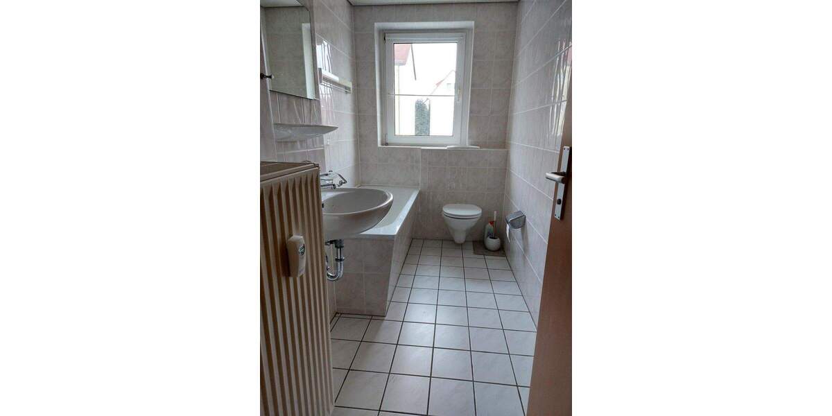 Etagenwohnung Großröhrsdorf - 3 Zimmer, 57 m&sup2;, 452&euro; | Angebot:25277887