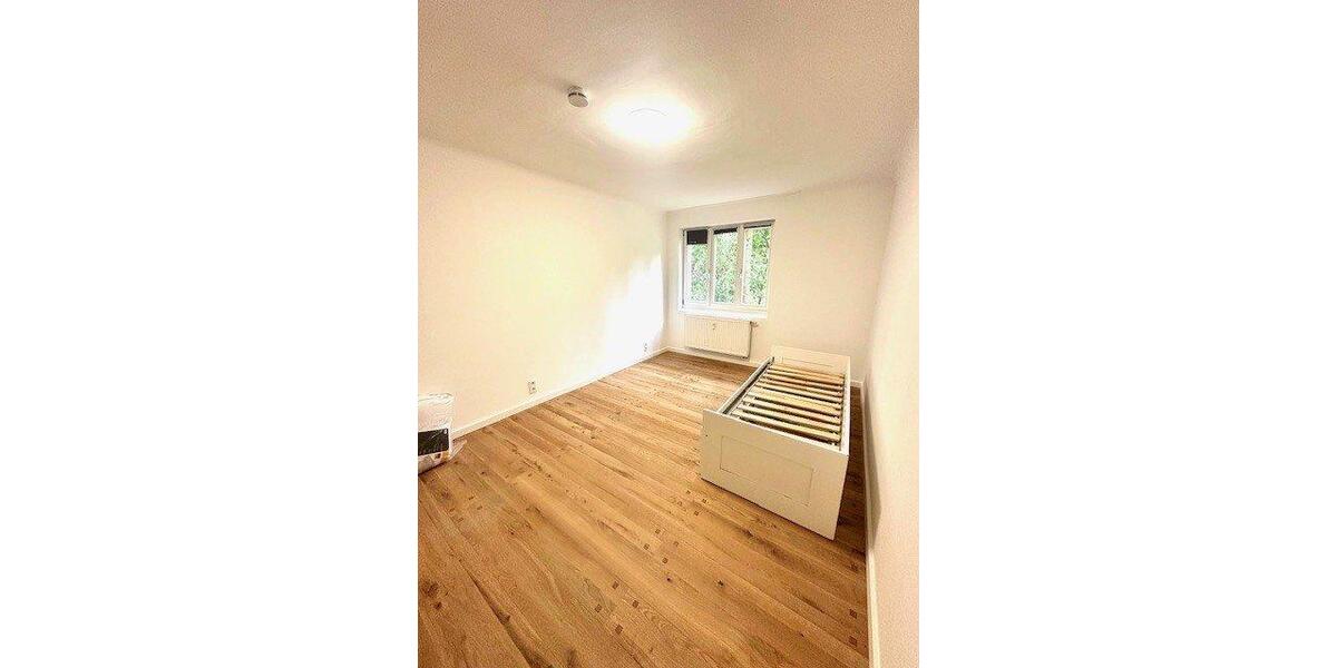 Etagenwohnung Dresden Prohlis - 3 Zimmer, 60 m&sup2;, 750&euro; | Angebot:25710537