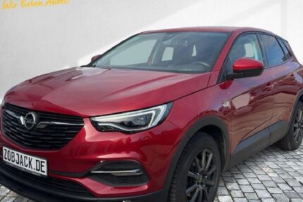 Opel Grandland (X) 36.778 km 17.980 &euro; Pirna 01796