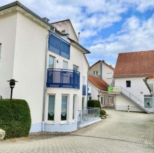 Etagenwohnung Pirna Copitz - 2 Zimmer, 66 m&sup2;, 155.000&euro; | Angebot:26033641