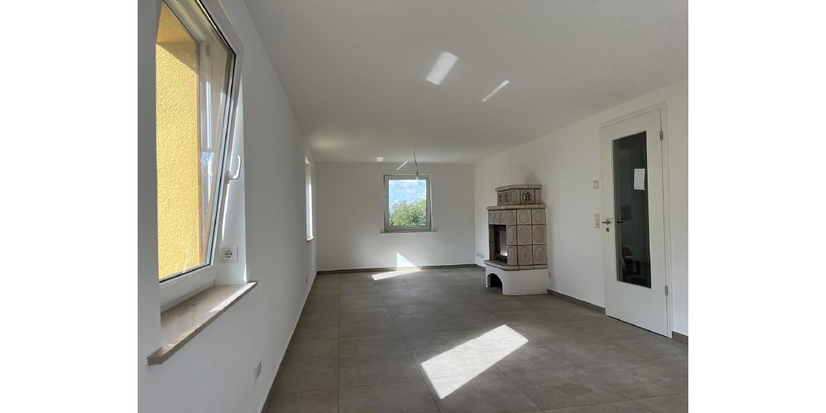 Einfamilienhaus Weinböhla - 5 Zimmer, 155 m&sup2;, 2.300&euro; | Angebot:25351472