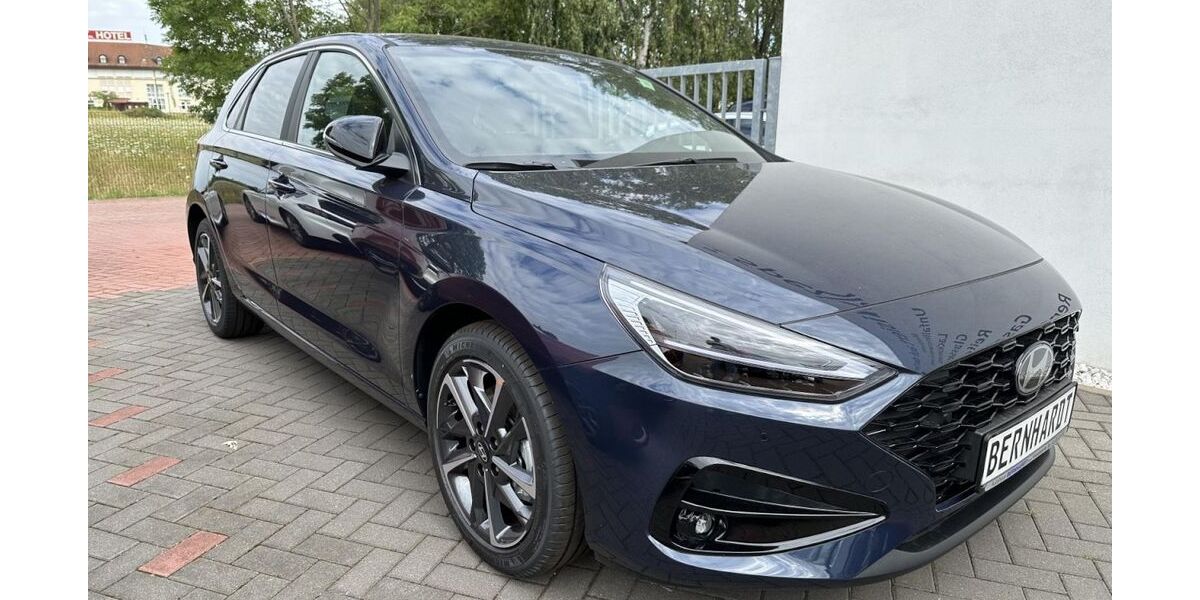Hyundai i30 4.000 km 21.900 &euro; Dresden 01156