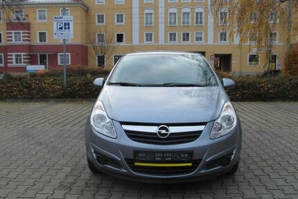 Opel Corsa 89.350 km 3.200 &euro; Dresden 01237