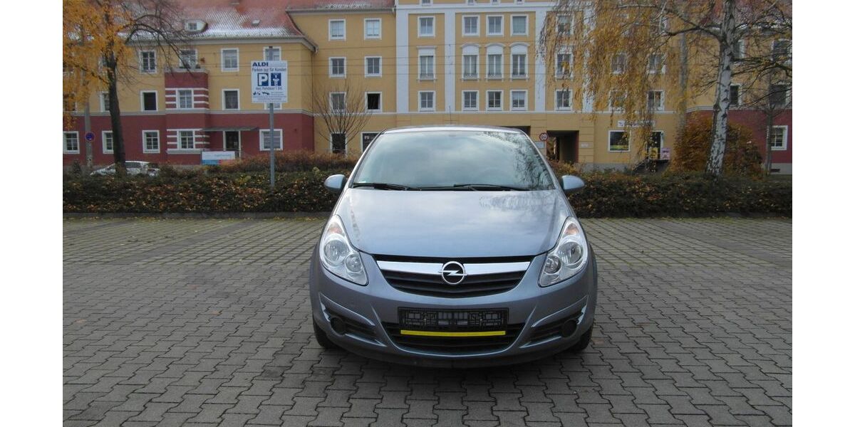Opel Corsa 89.350 km 3.200 &euro; Dresden 01237