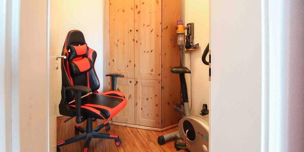 Etagenwohnung Dresden Radeberger Vorstadt - 4 Zimmer, 95 m&sup2;, 399.000&euro; | Angebot:24825211